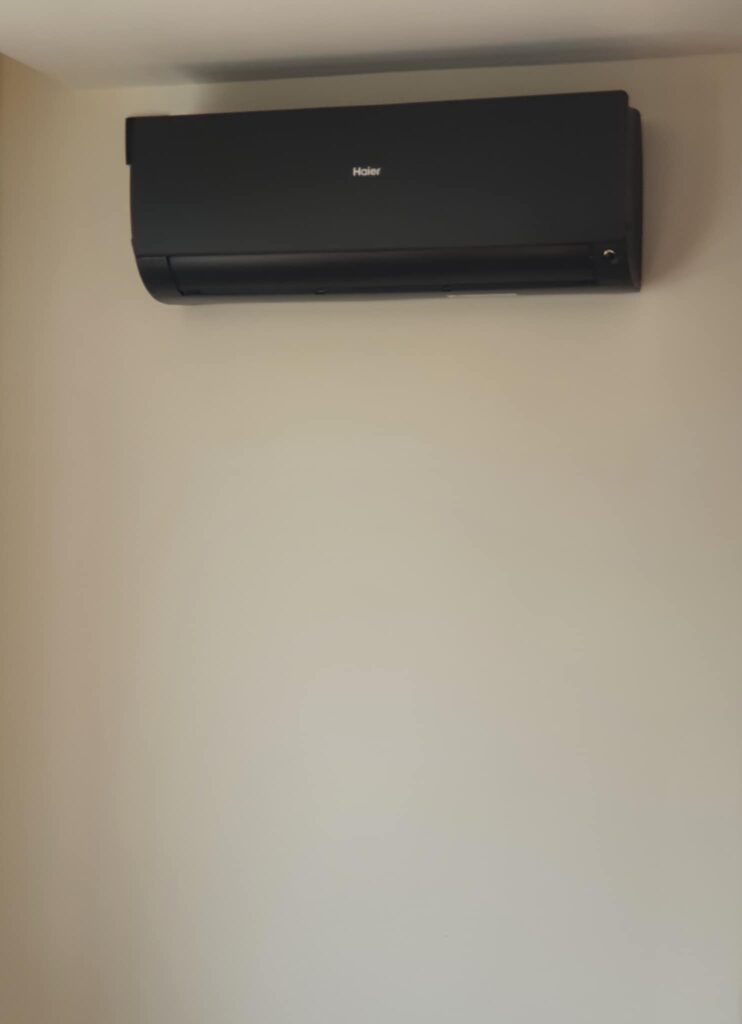 Klimatyzator Haier Black