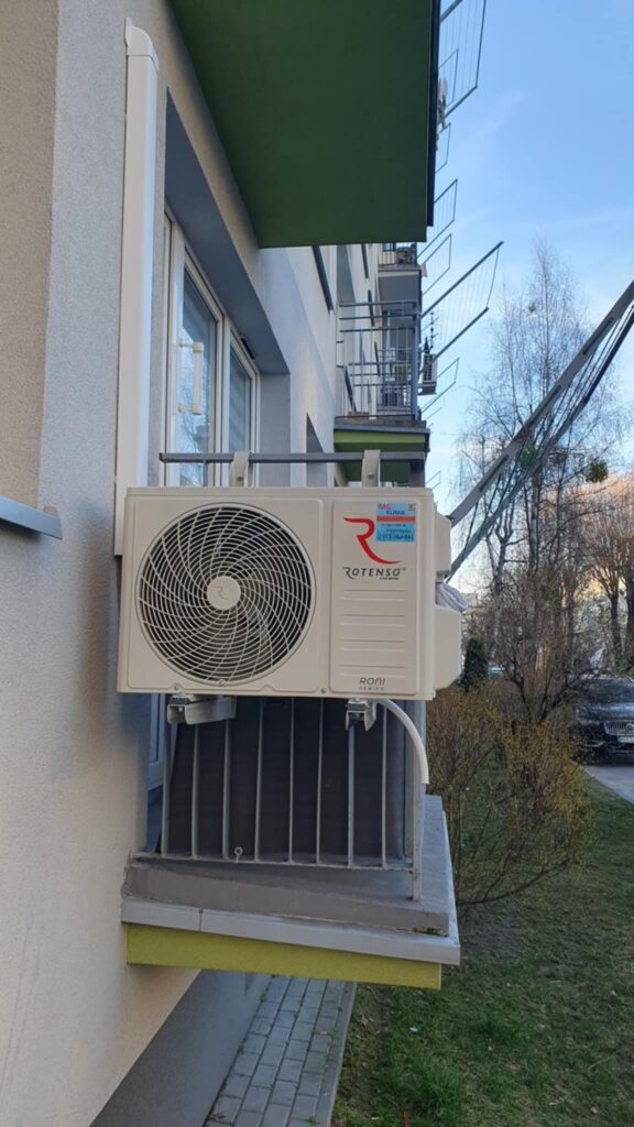 CHECKLISTA KUPUJĄCEGO KLIMATYZACJĘ 11 Wspornik klimatyzatora na balkon